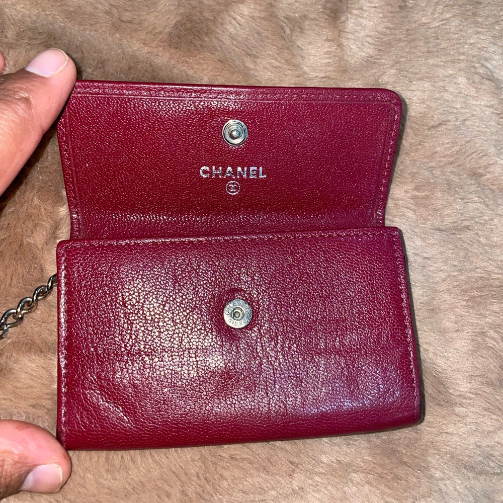 CHANEL Red Leather Keychain Accessory - Picture 5 of 9